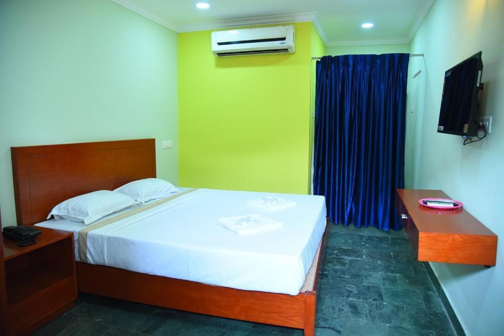 Hotel King Park Pondicherry Esterno foto