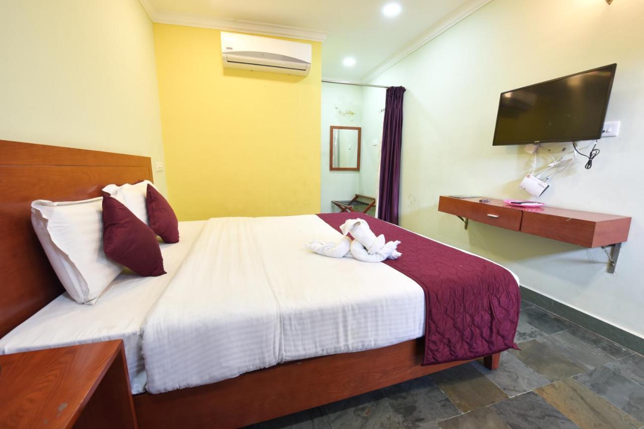 Hotel King Park Pondicherry Esterno foto
