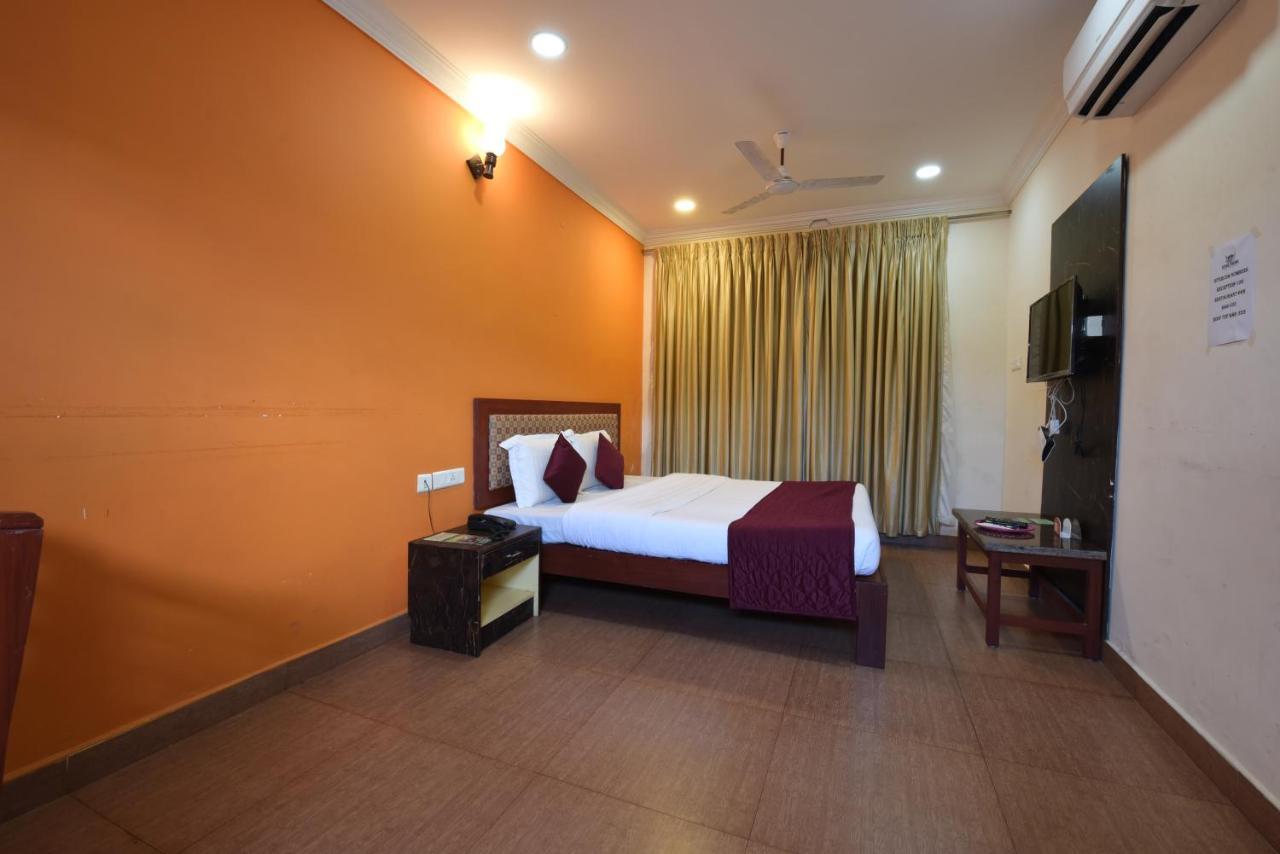 Hotel King Park Pondicherry Esterno foto