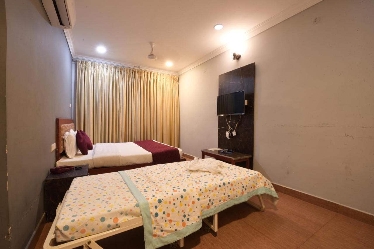 Hotel King Park Pondicherry Esterno foto