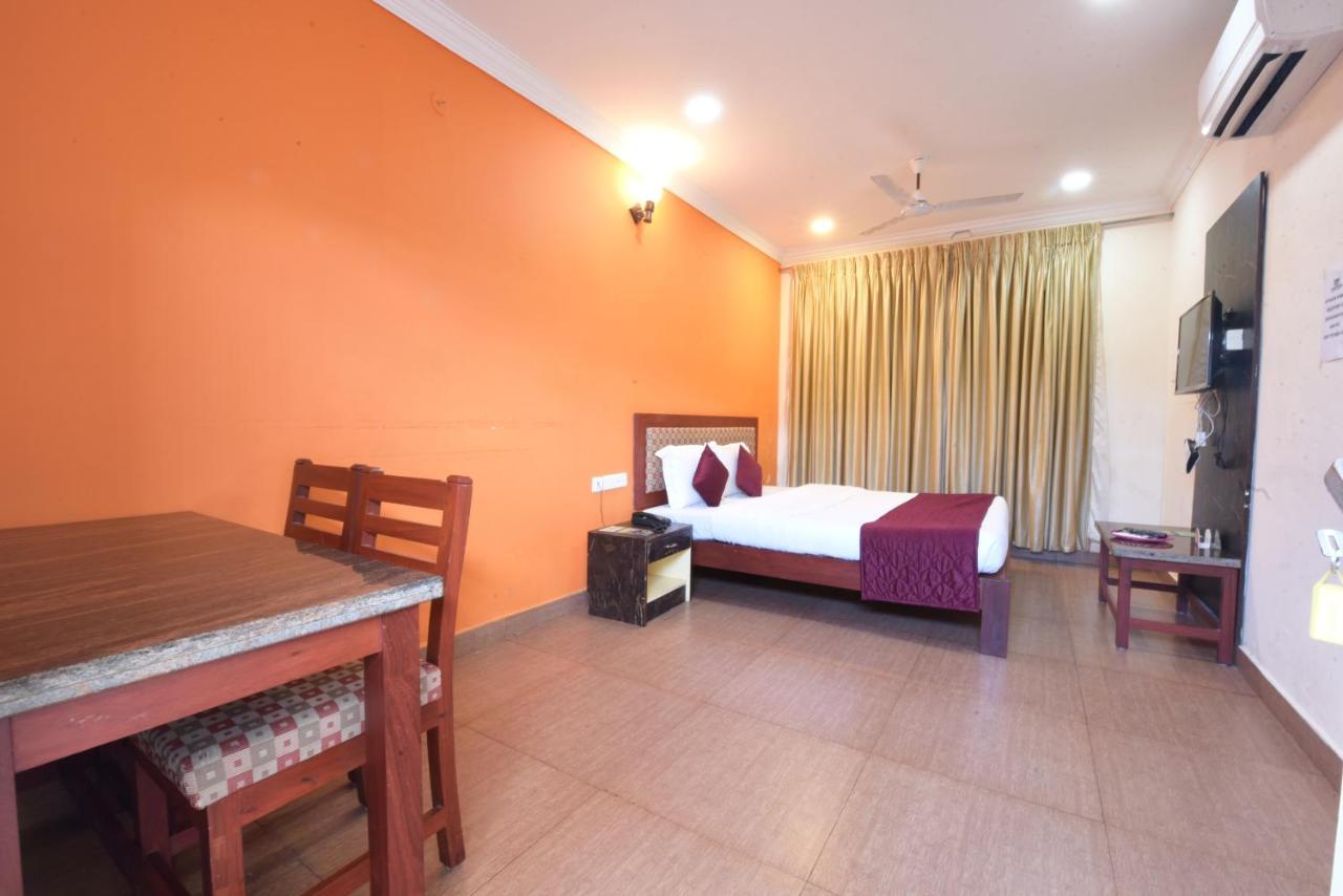 Hotel King Park Pondicherry Esterno foto